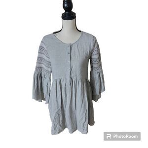 Zara Basic Mini Dress with Embroidered Bell Sleeves and Pockets. Size M.